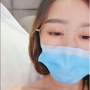 精选pretty小语儿绅士粉心魅力：美艳笑容、甜美未成年景观、精彩绝伦无毛神秘处神